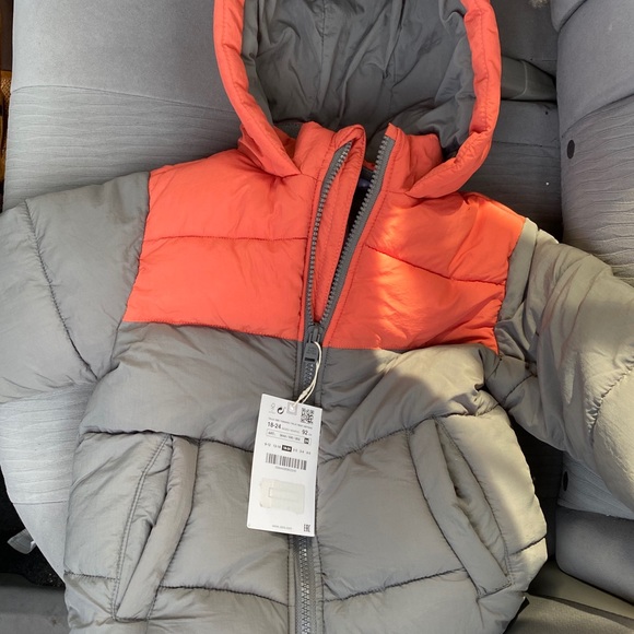 NWT zara toddler puffer - Picture 6 of 7